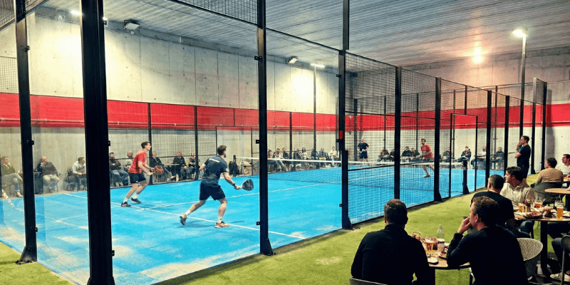 Padelterrein Arena Football Gent - Indoor padel in België